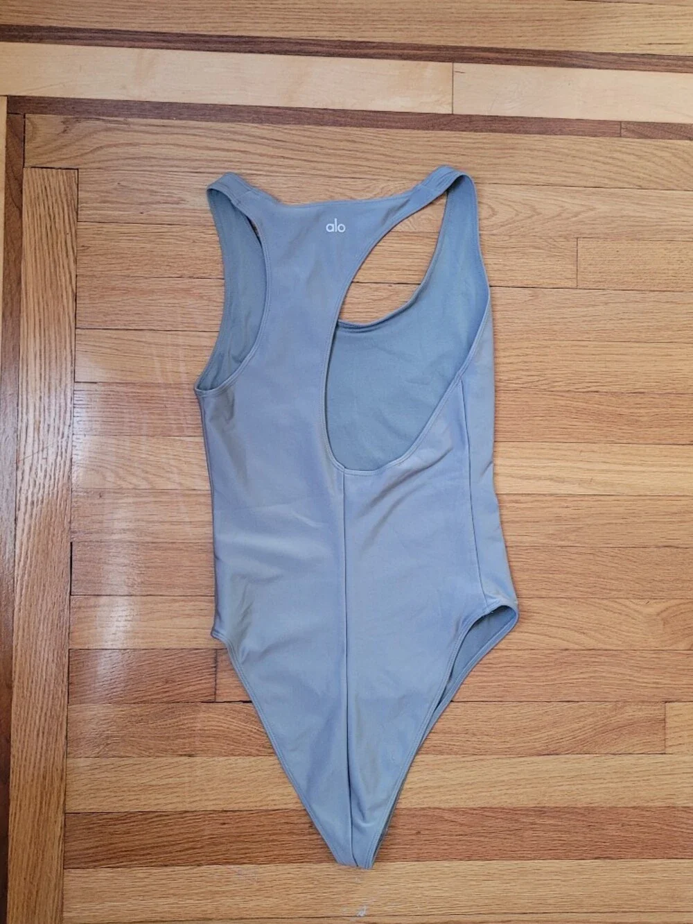ALO YOGA AIRLIFT BARRE BODYSUIT IN STERLING